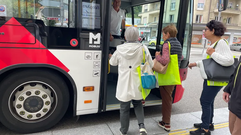 Bus Ju