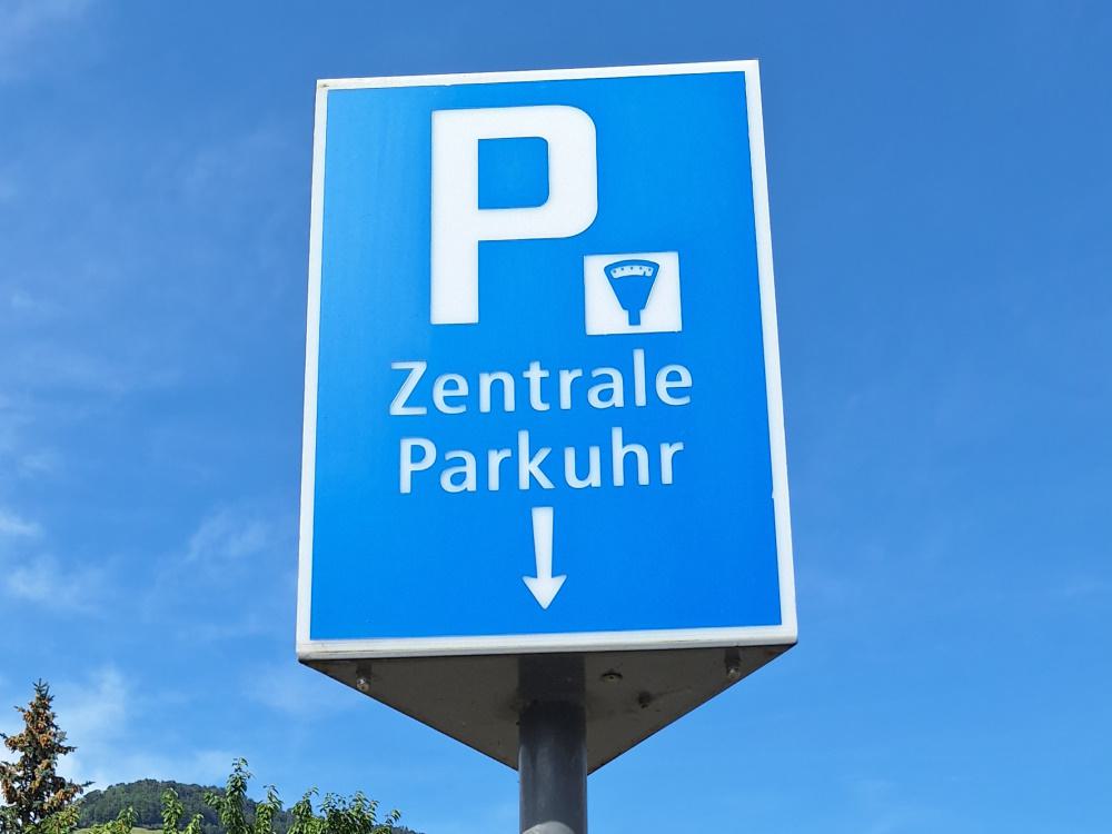 Parkplatzbewirtschaftungsanlage, Stans