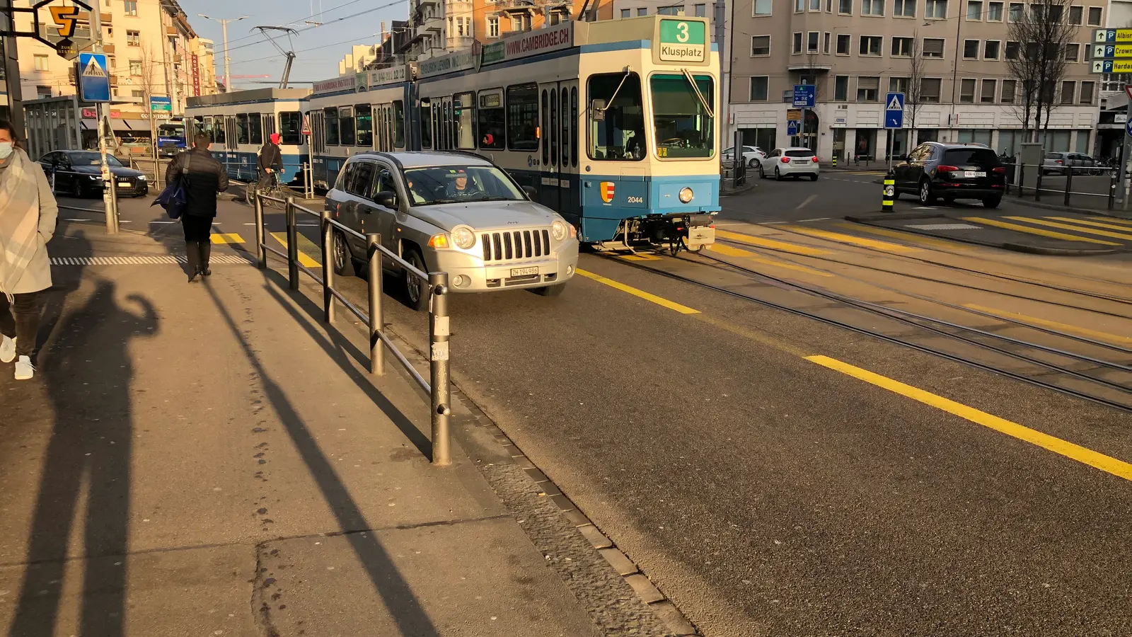 Badener Albisriederplatz