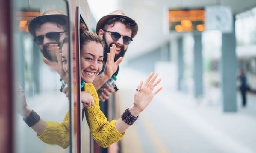 Jeunes Perron Voyage Train
