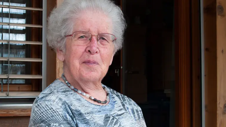2 2023 s8 9 Politik Seniorenportraets Barben