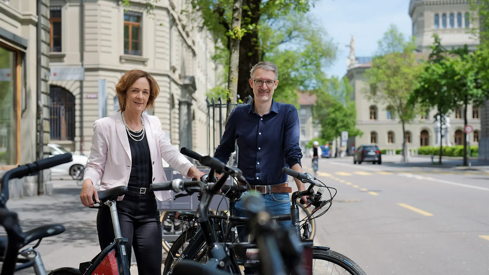 Vélo Ville Ursula Wyss Michael Liebi Tournant à vélo