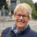 Christa Close zu Fuss